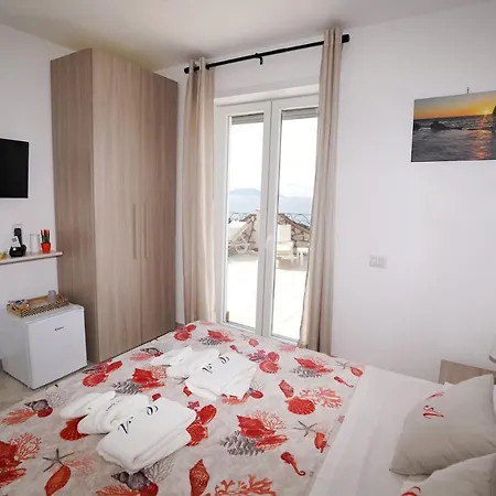 Casa Astra Couette-café 4*