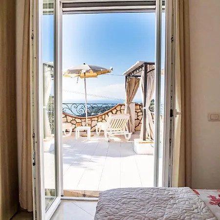 Casa Astra Bed & Breakfast *